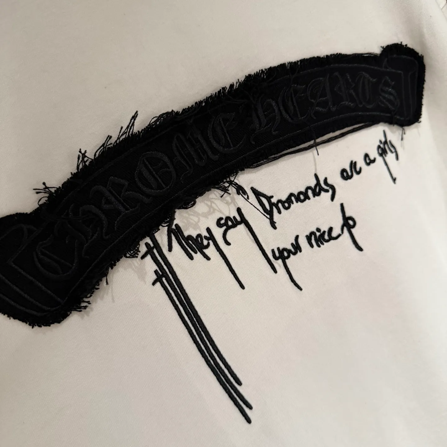 【 Quality】CH New Arrival T Black White 2 Size：M-2x